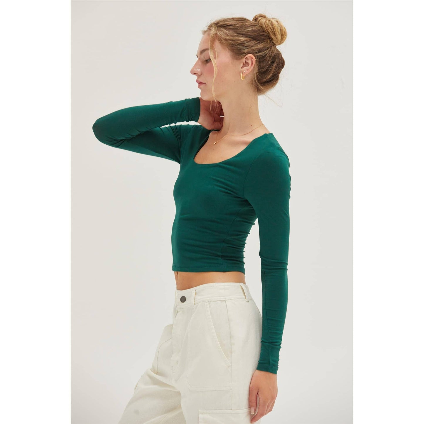 SQUARE NECK LONG SLEEVE CROP TOP