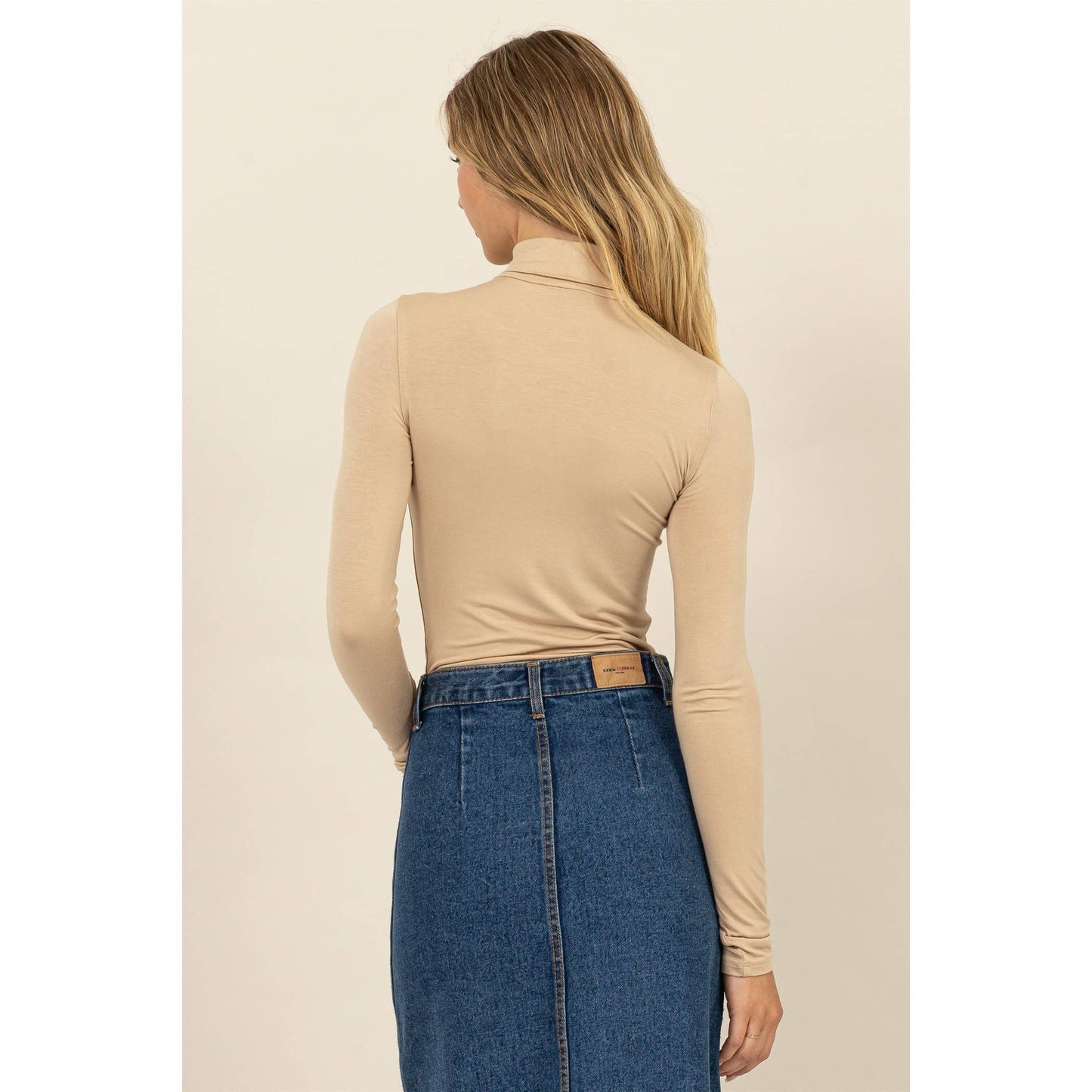 SLIM-FIT TURTLENECK LONG SLEEVE TOP