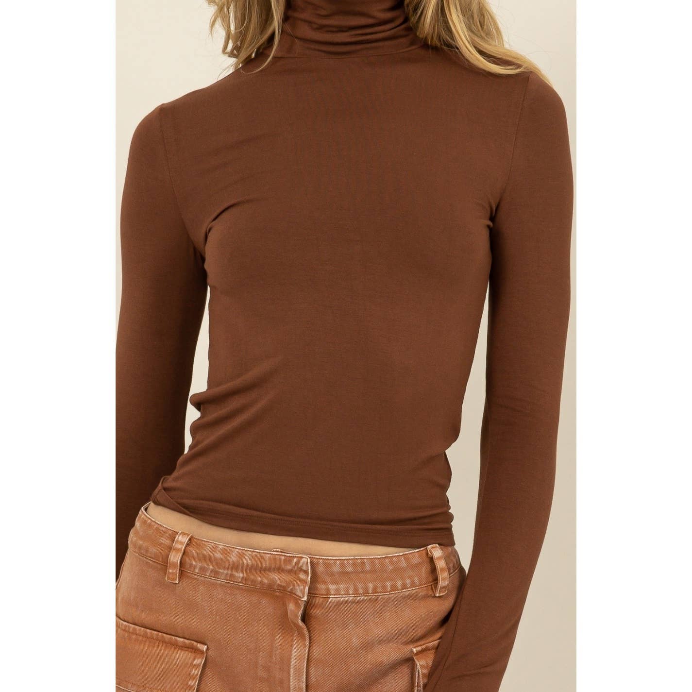 SLIM-FIT TURTLENECK LONG SLEEVE TOP