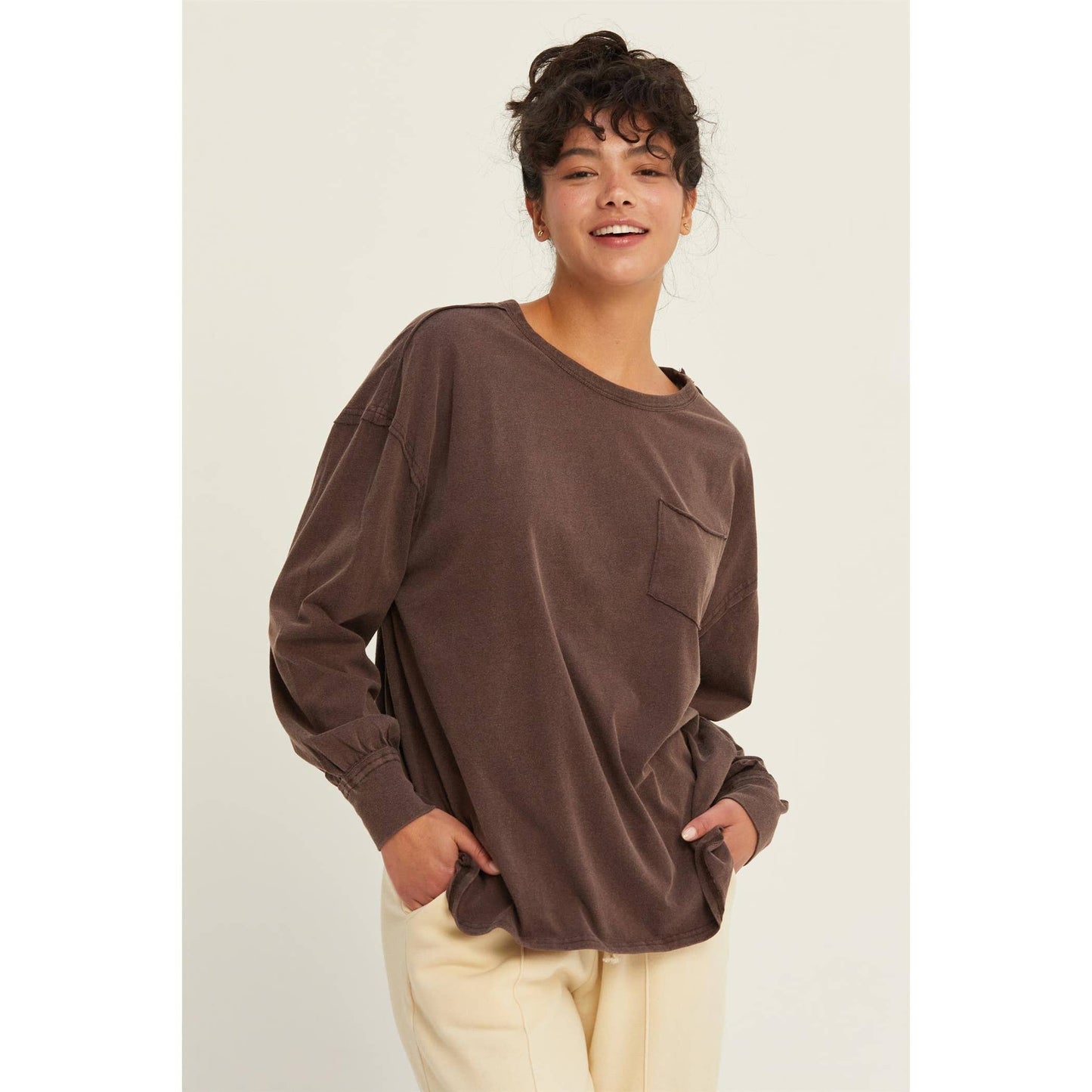 OVERSIZED WASHED LONG SLEEVE POCKET TEE