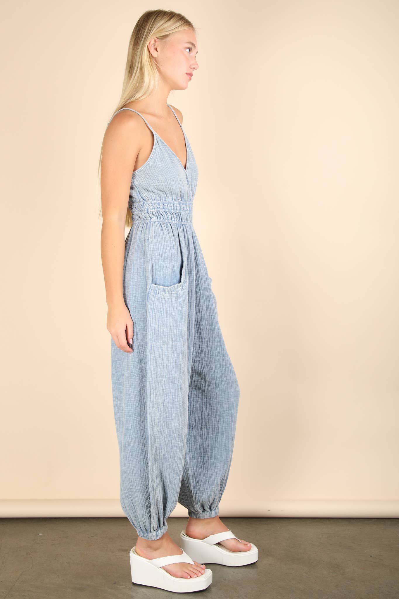 Mineral Washed Cotton Gauze Casual Jumpsuit: DENIM