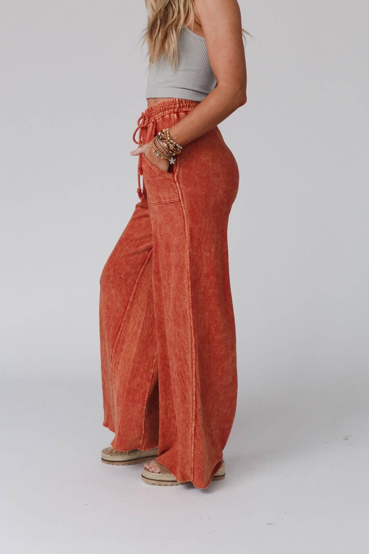 Relaxing Robin Wide Leg Pant - New Brick