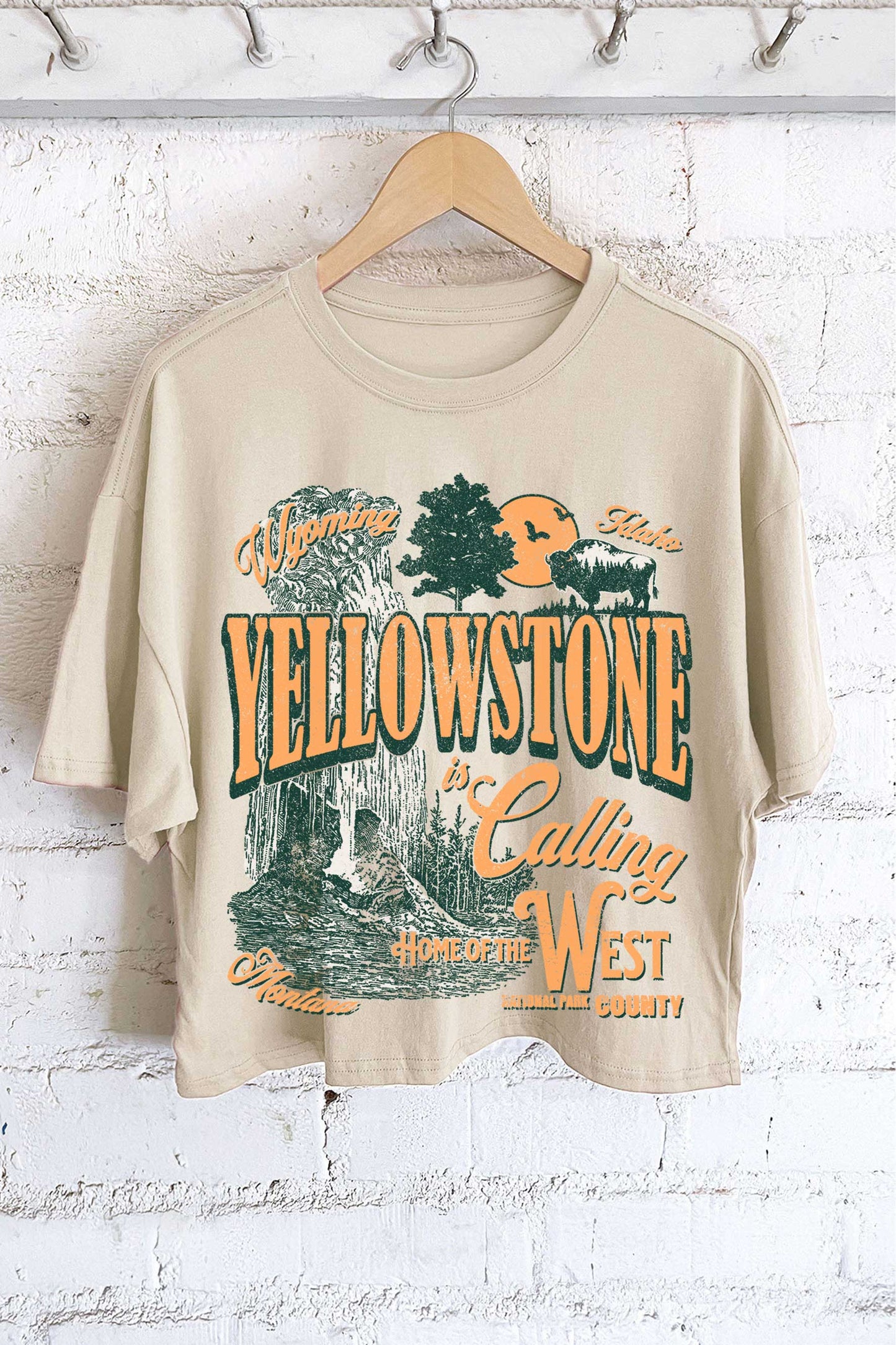 YELLOWSTONE Graphic Tee