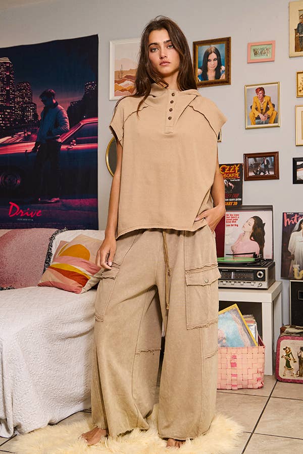 Mineral Washed Wide Leg Cargo Pants - Light brown