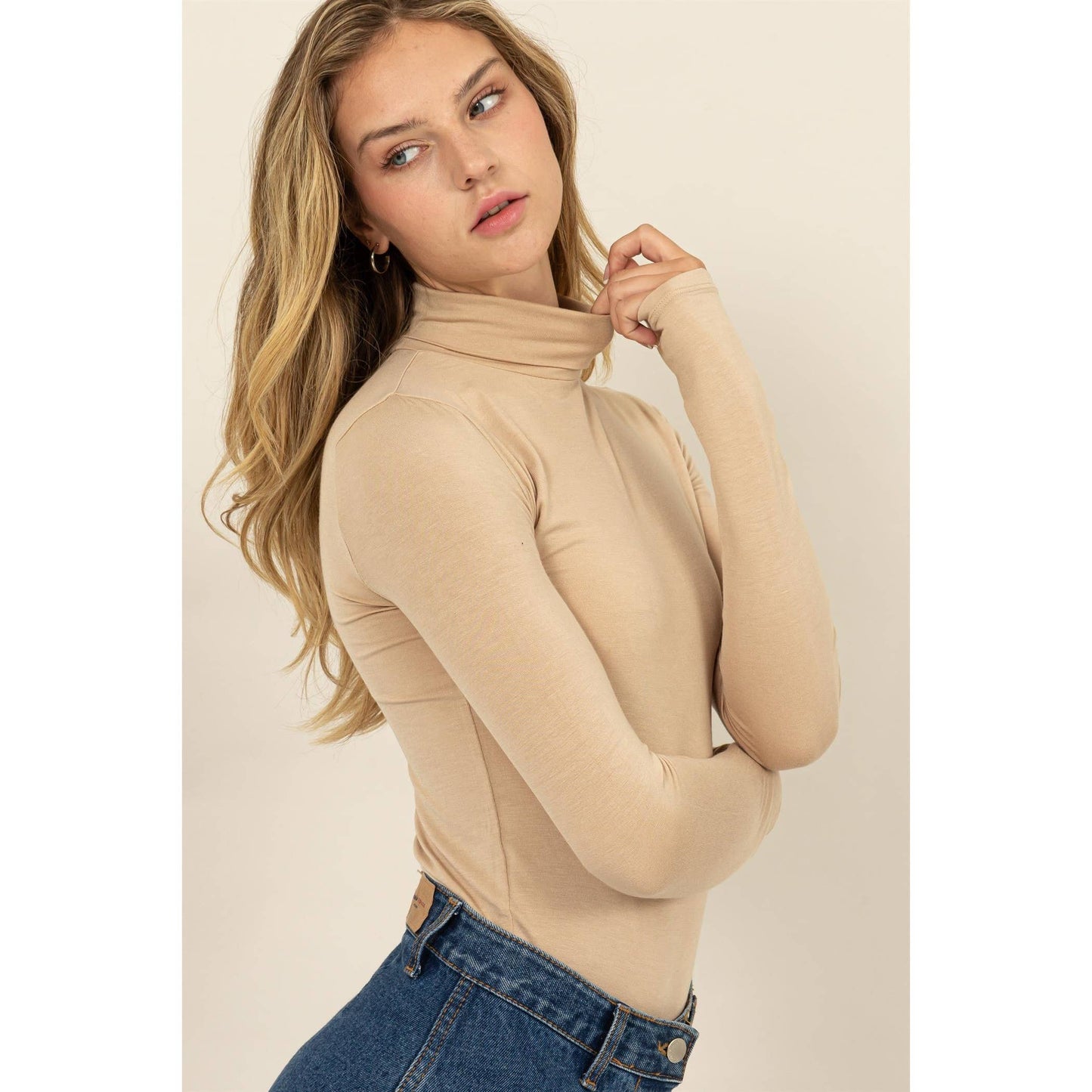 SLIM-FIT TURTLENECK LONG SLEEVE TOP